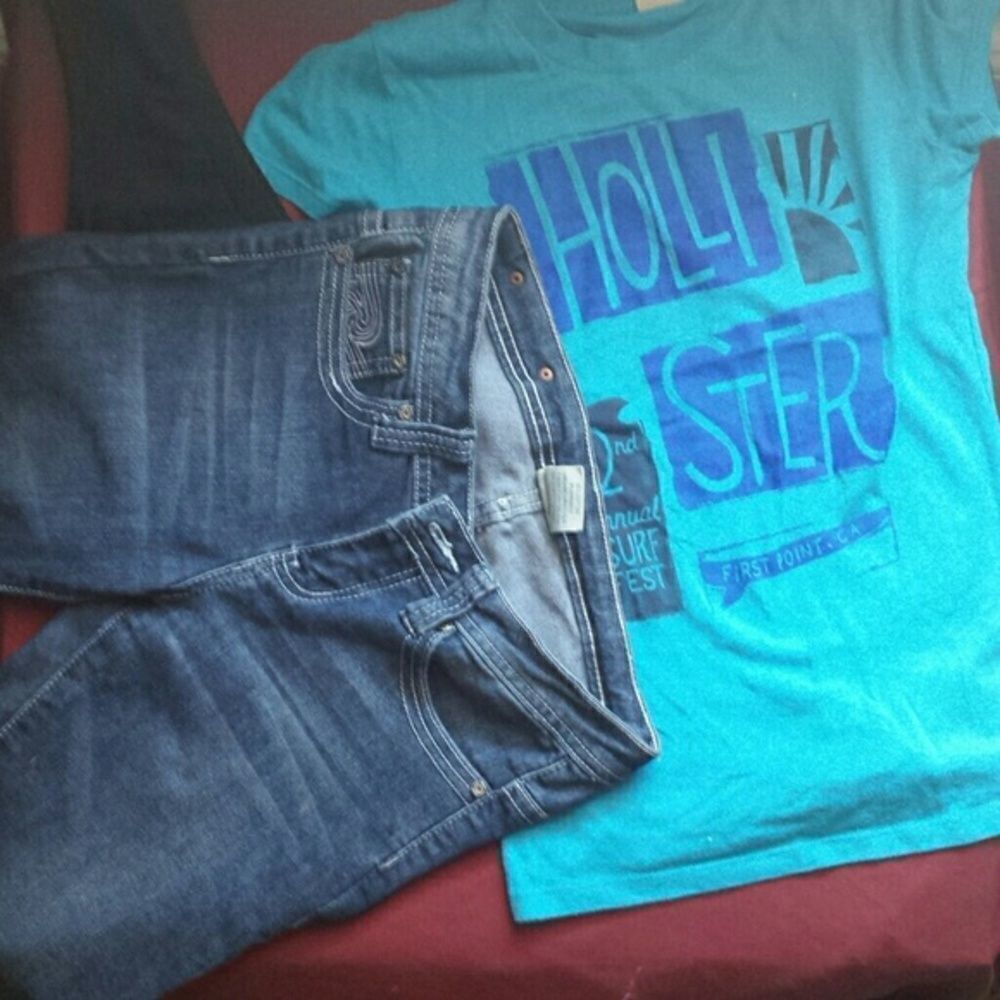Hollister tee - Picture 2 of 3